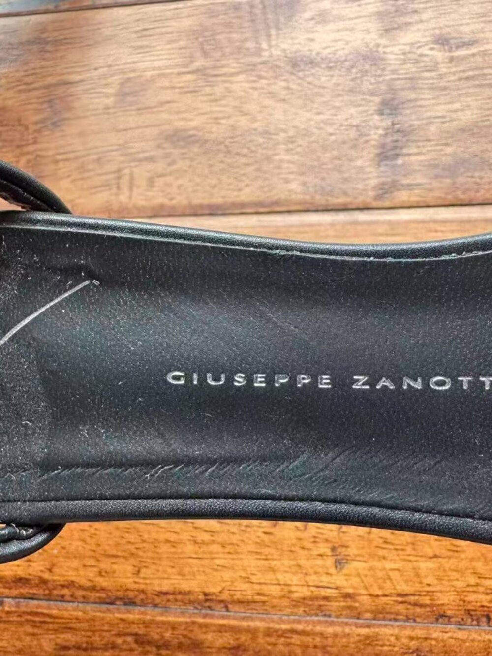 100% Authentic Giuseppe Zanotti Coline studded sandal, Sz 37.5 - Picture 6 of 8
